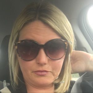 Meet your Posher, Kelee